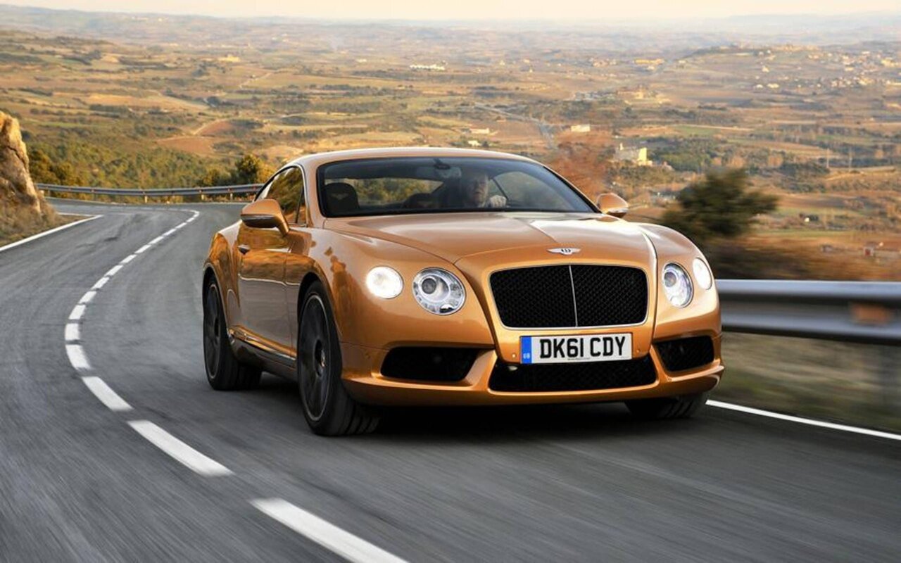 طلا ماشینهای کهنهای که در ایران حکم معدن طلا را پیدا کردهاند/ عکس