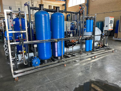  سالن تولید دستگاه های تصفیه آب صنعتی 