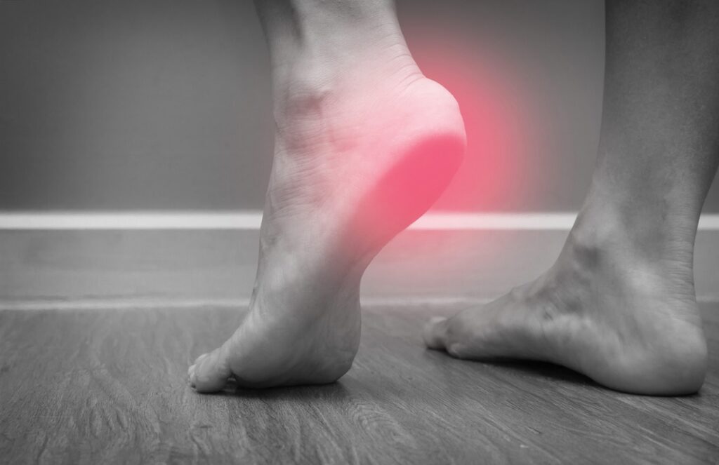پزشکی Causes of foot pain and ways to treat it