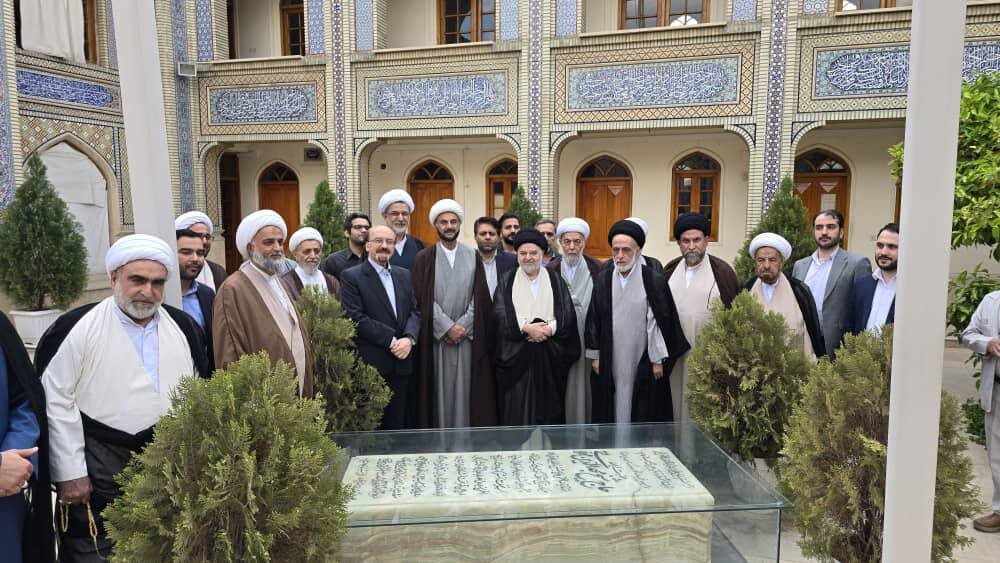 سفر به سومین دیار حرم اهل بیت (ع) در ایران - بخش نخست