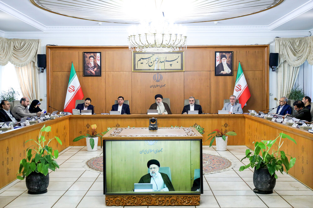 مالیات گامهای دولت سیزدهم در راستای بهرهگیری از ظرفیت مالیات در خدمترسانی