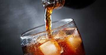 پزشکی مصرف این ۳ نوشیدنی باعث افزایش وزن غیرارادی میشود